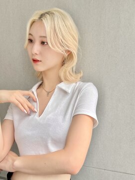 ジーナリア(Xena ria) 姫カットレイヤー/韓国風巻き/ホワイトブロンド★76