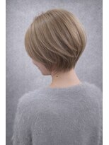 ピース バイ シータ(PEACE by CITA) 【AKIHIRO】美髪改善シルキーベージュ×大人ショートボブ