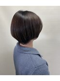 ショートボブ