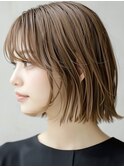 透け感くびれレイヤーボブ