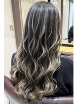 エイト 半田(EIGHT)&nbsp;【EIGHT HANDA】外国人風ハイライト☆