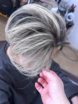 ブレイズヘアー(BLAZEhair) 【色落ち後】ホワイトベージュバレイヤージュ×ブリーチ３回