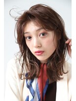 エクリボンヌ(equri bonne) ナチュラルな大人外ハネ