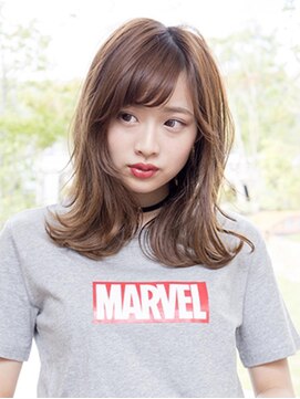 トップヘアー ガーデンヴィラ 安城(Garden Villa) 外ハネカールでゆるふわロブスタイル