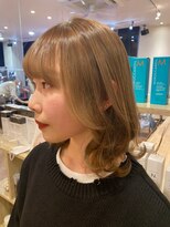 ジーナ 博多(Zina)&nbsp;【Zina】キャラメルベージュ/鎖骨ミディアム/20代30代40代