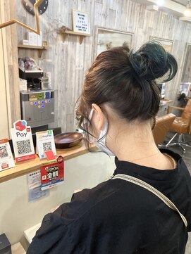ロア ヘアーコーディネート 三条烏丸店(LoRE hair coordinate) LoRE グラデーションカラーヘアアレンジ