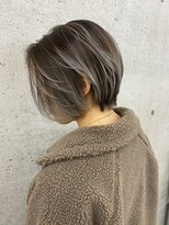 イキ 表参道(iki omotesando)&nbsp;モード/無造作ウェーブ/大人ガーリー[表参道駅]