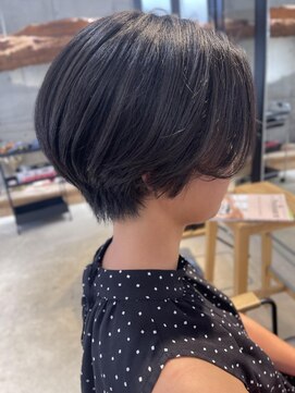 ニカイ(2F) ショートヘア/ハンサムショート/ネビージュ/暗めカラー