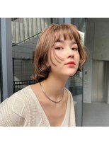 ルル 表参道(lulu.)&nbsp;ボブ ベージュ ニュアンスボブ 顔周りレイヤー 透明感カラー ◎