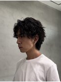 強めのカールで作るセンターパート×ツイストスパイラルパーマ