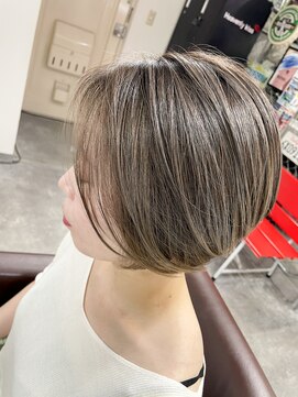 ウォンク(WONK.) [WONK.] 大人ハイライト　前下がりボブ