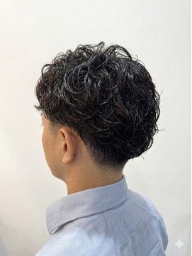 韓国風◎フェザーパーマ×センターパートで小顔