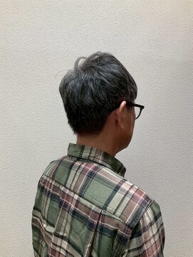 アクセ 黒髪メンズカット爽やか刈り上げビジネスベリーショート30代40代