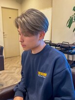 ティーワン 神埼店(T-one)&nbsp;▼メンズカットダブルカラーブリーチベージュニュアンスパーマ