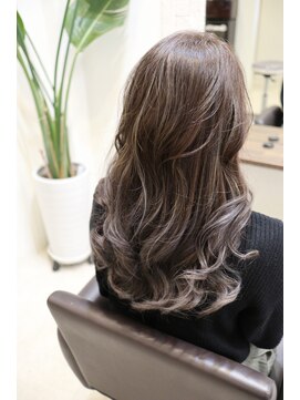 ルッソリベラ 池袋(Lusso libera) ココアブラウン/30代/40代/50代