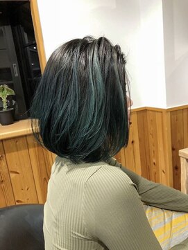 ヘアメイクエイト 丸山店(hair make No.8) 【担当＊岩切祐樹】ボブ×ターコイズカラー