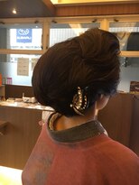 VAN COUNCIL 福井開発店(ヴァンカウンシル) 夜会巻き