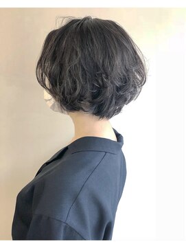 ラトリエコンタン(L´atelier Content) 30代40代50代　矯正×パーマでレイヤーショートボブ