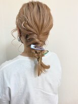 ファミールヘア(FAMILLE hair) シンプルアレンジ☆◎20代30代