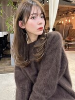 ソピ バイ インビテーション(sopi by invitation)&nbsp;名駅/名古屋/レイヤーカット/オリーブベージュ/ミントアッシュ