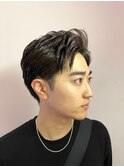 前髪上げ流しツーブロ刈り上げ