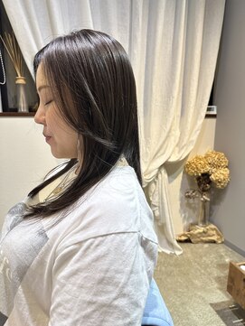ワ ヘアー(wa-hair) 皆大好き髪質改善くびレイヤーロングアッシュブラック斜めバンク