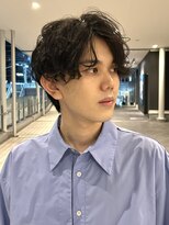 ガーデンヨコハマエスト(GARDEN YOKOHAMA est)&nbsp;前下がり　ミディアム　緩めツイストスパイラル