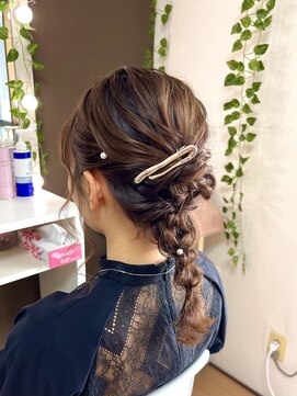 ジェシータ 品川駅前店(GESHITA) 編みおろしヘア【品川/ヘアセット】