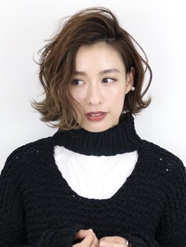 ソース 梅田(SOURCE) 艶髪♪外ハネかきあげバング