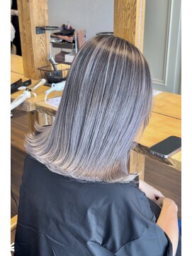 ラグーン(LAGOON) バレイヤージュグレージュハイライトダブルカラーケアブリーチ