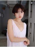 透け感バングのコンパクトショート