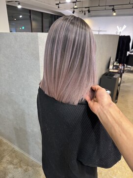 メリー オオサカ(Merly Osaka) white balayage