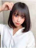 暗髪で大人可愛く！後れ毛がかわいいギリギリ結べるくびれボブ