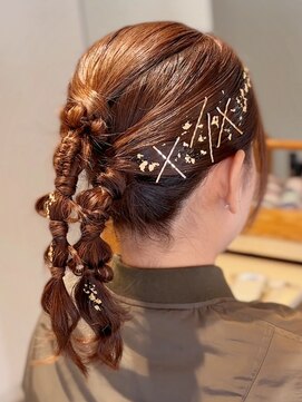 編み下ろしツイン　～結婚式お呼ばれヘアアレンジ～