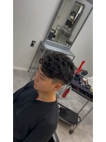 イーラ アメ村店(era)&nbsp;ラルフカールパーマ/メンズ/刈り上げ/眉毛/ツイスト