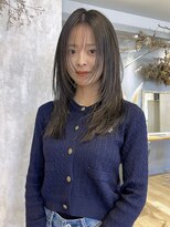 グラッド ナチュラル ヘアー(glad NATURAL HAIR)&nbsp;透明感グレージュ×顔まわりレイヤーミディ」