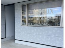 ジョワイユヘアーデザイン(Joyeux)の雰囲気(【目の前すぐに駐車場】雨でも濡れずに♪)