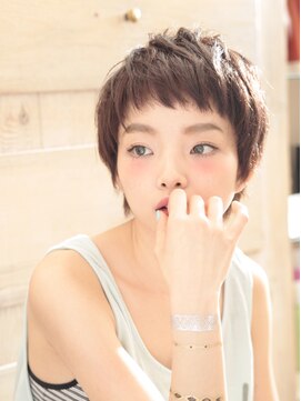 エイミーバイアフロートザガーデン 浦和店(amie by afloat the garden) ベビーショートバング×シアーベージュでツヤ肌に【浦和】