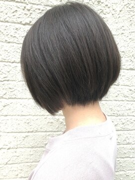 モリオ フロム ロンドン 成増店 【morio成増/玉井】ストレート  黒髪ショート