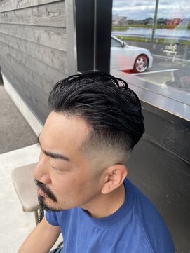 バズ(BUZZ) スリックバック