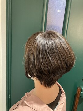 キー(KEY) トライアングルグラデーション