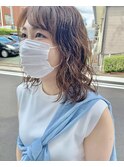 こなれミディモテ髪薄めバング前髪パーマ大人美人