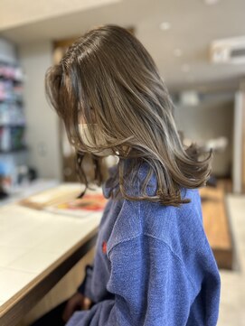 ジャンクス 千葉(junks) ベージュ/アッシュベージュ/レイヤーカット