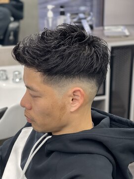 クロムトウキョウ ザ バーバー ネオン 新宿店(CHROM TOKYO the Barber ne/on) スキンフェード/バーバースタイル/パーマ/ジェットモヒカン