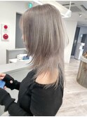 ハイトーンボブタッセルボブミルクティーベージュカラーレイヤー