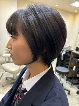 ヘアープレイス アペーゴ(hair place apego) 小顔ショート