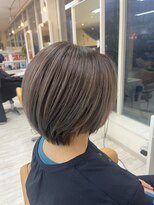 エマディライト(EMA DELIGHT)&nbsp;丸みショートグレージュ