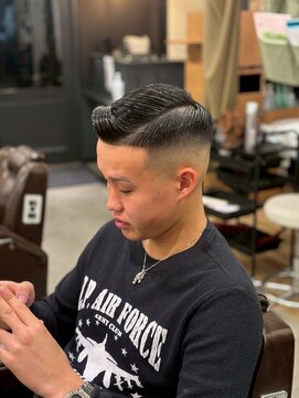 クフィア メンズヘアー カンポ 難波店(CUFFIA MEN'S HAIR CAMPO) スペインカールスパイキーショートフェザーパーマフェードカット
