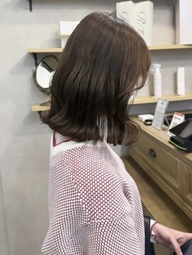 【ere博多：川崎】ベージュ×切りっぱなしボブ×透明感カラー