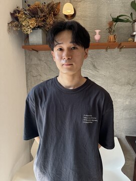 テーラー(Tailor) ナチュラルセンターパート